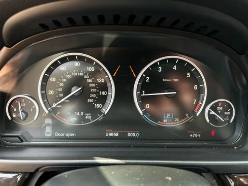 Used 2016 BMW 528i xDrive 528i xDrive Sedan 4D image 12