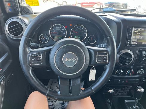 Used 2014 Jeep Wrangler Unlimited Sport w/ Quick Order Package 24S AWD/4WD image 16