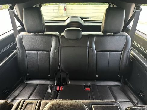 Used 2020 Ford Expedition Max XLT w/ Equipment Group 202A RWD image 34