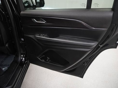 Used 2023 Jeep Grand Cherokee L Altitude image 44