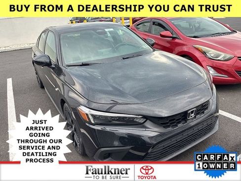 Used 2024 Honda Civic Sport image 1