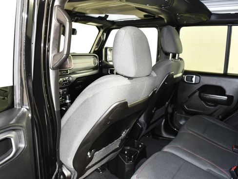 Used 2024 Jeep Wrangler Unlimited Rubicon image 49