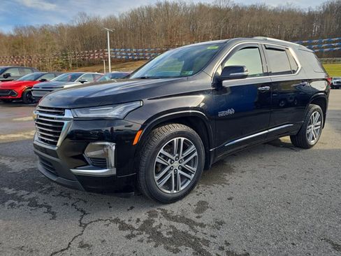 Used 2023 Chevrolet Traverse High Country w/ LPO, Floor Liner Package image 10