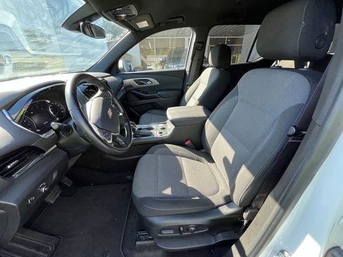 Used 2023 Chevrolet Traverse LT AWD/4WD image 12