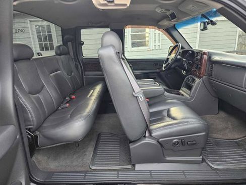 Used 2003 Chevrolet Silverado 1500 LT w/ Suspension Package, Off-Road image 13