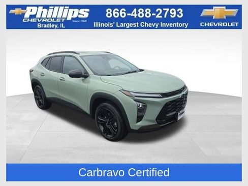 Used 2024 Chevrolet Trax ACTIV w/ Sunroof Package FWD image 1