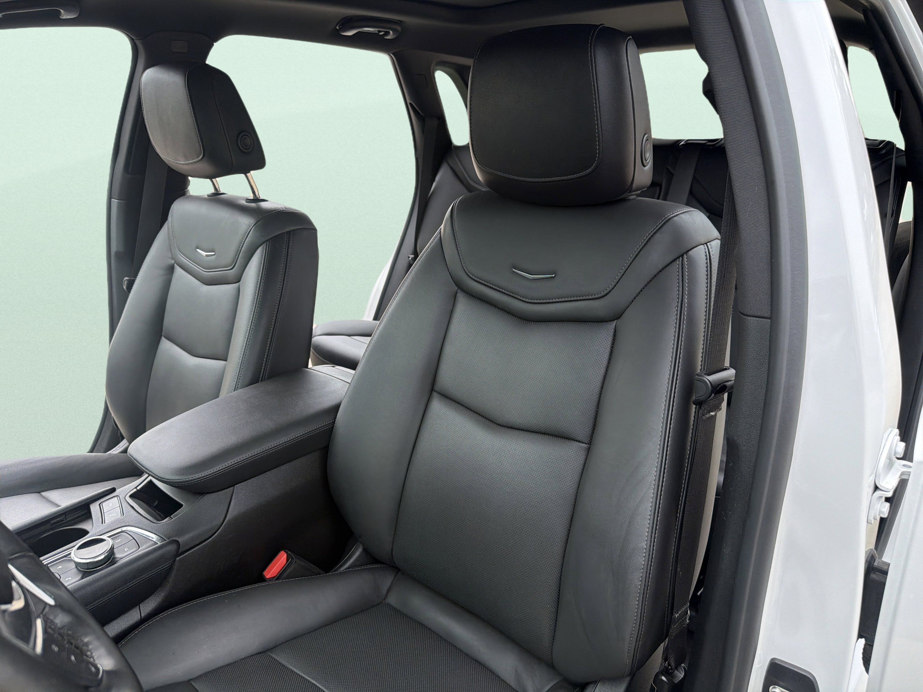 Used 2024 Cadillac XT5 Premium Luxury FWD image 5