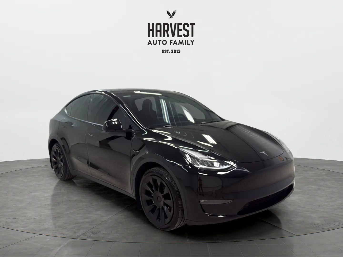 Used 2022 Tesla Model Y Long Range AWD/4WD image 10