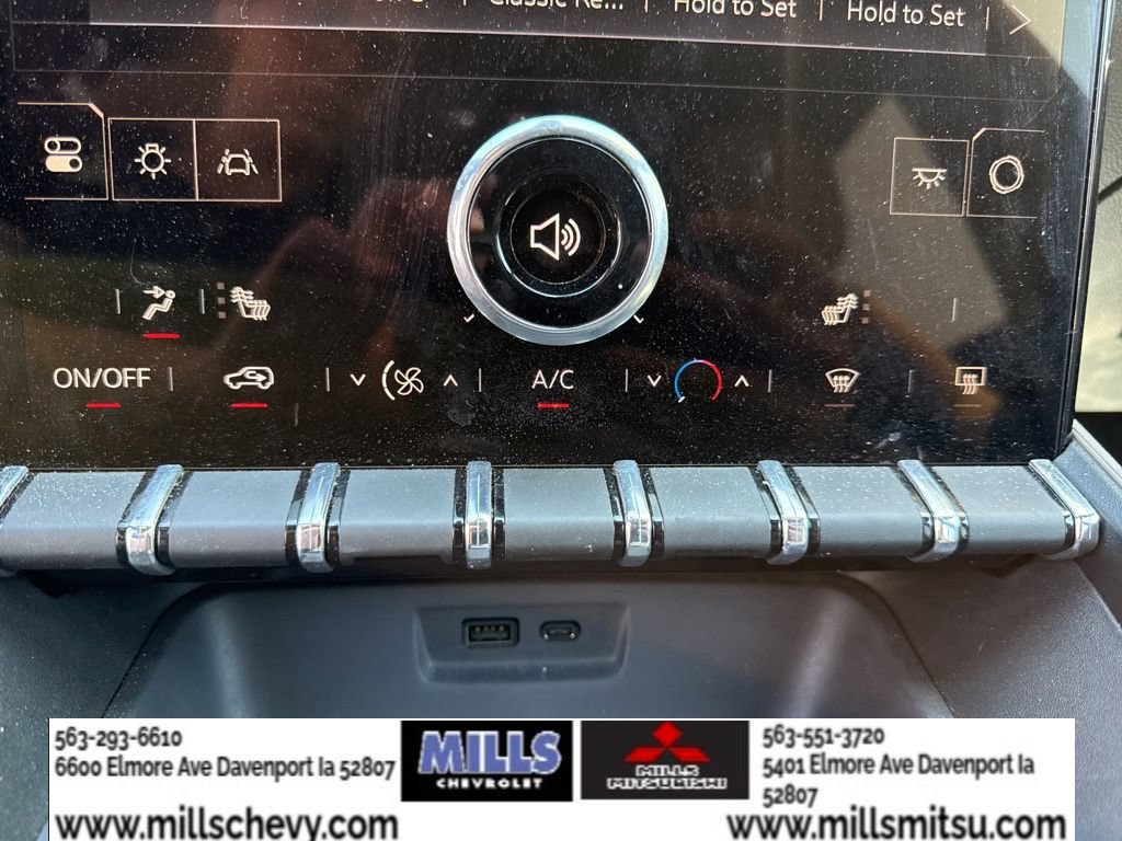 Used 2025 GMC Terrain Elevation w/ Technology Package II AWD/4WD image 16