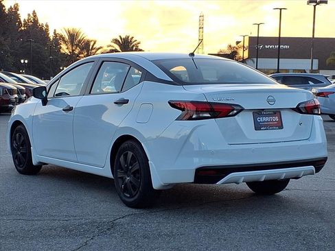 Used 2024 Nissan Versa S w/ Trunk Package image 3