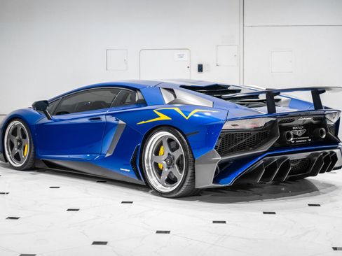 Used 2016 Lamborghini Aventador LP 750-4 Superveloce AWD/4WD image 7