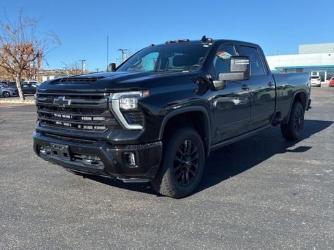 Used 2025 Chevrolet Silverado 3500 High Country w/ High Country Premium Package image 1