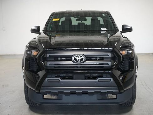 Certified 2025 Toyota Tacoma SR w/ SR Upgrade Package RWD image 2