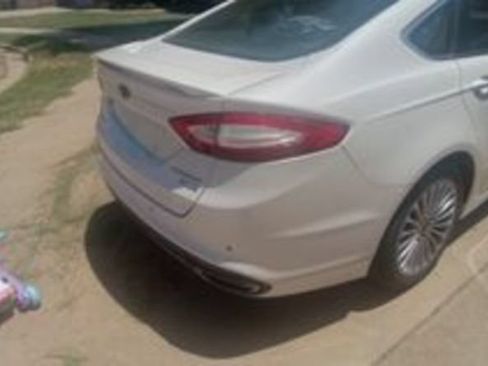 Used 2016 Ford Fusion Titanium FWD image 10
