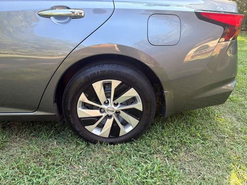 Used 2019 Nissan Altima 2.5 S FWD image 33