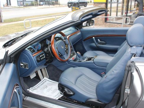 Used 2010 Maserati GranTurismo image 10