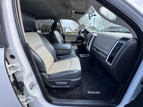 Used 2012 RAM 3500 SLT image 21