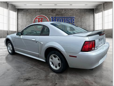 Used 2000 Ford Mustang Coupe RWD image 7