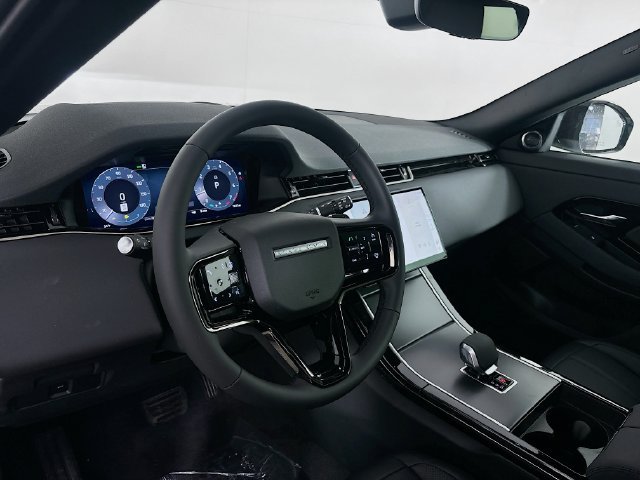 Used 2026 Land Rover Range Rover Evoque S AWD/4WD image 9