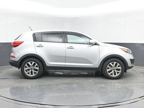 Used 2016 Kia Sportage LX AWD/4WD image 15