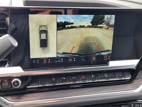 Used 2025 GMC Sierra 2500 SLT w/ Texas SLT Premium Package image 15