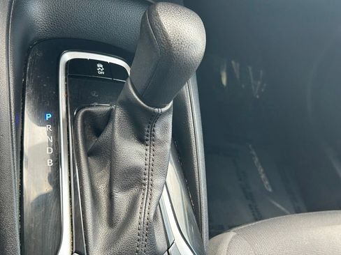Used 2023 Toyota Corolla LE FWD image 19