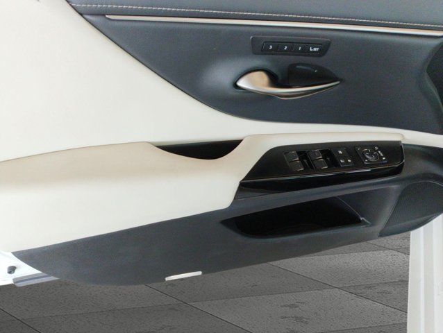 Certified 2023 Lexus ES 350 w/ Premium Package FWD image 8