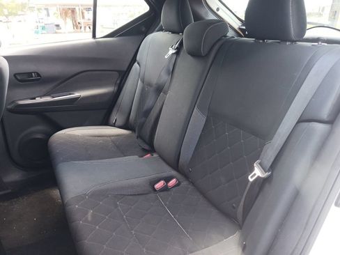 Used 2020 Nissan Kicks S FWD image 12