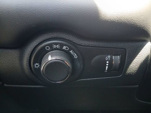 Used 2024 Dodge Durango GT RWD image 24