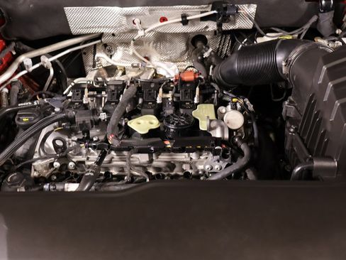 Used 2024 Volkswagen Atlas SE image 21