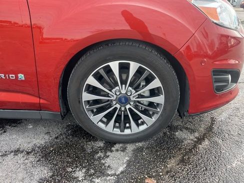 Certified 2018 Ford C-MAX Titanium w/ Equipment Group 301A image 6