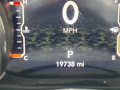 Used 2023 Jeep Gladiator Willys image 28