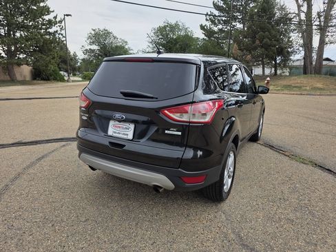 Used 2015 Ford Escape SE FWD image 7