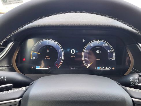 New 2026 Jeep Grand Cherokee Laredo image 11