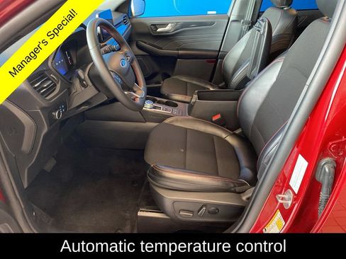 Used 2025 Ford Escape ST-Line AWD/4WD image 7