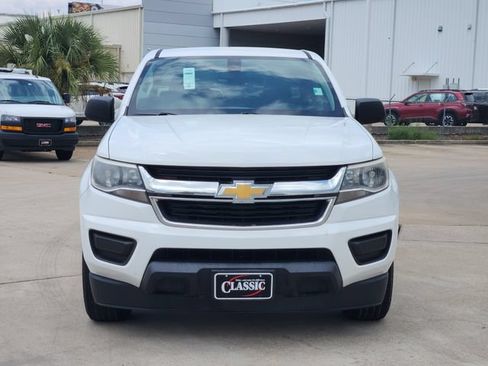 Used 2020 Chevrolet Colorado W/T w/ WT Convenience Package RWD image 2