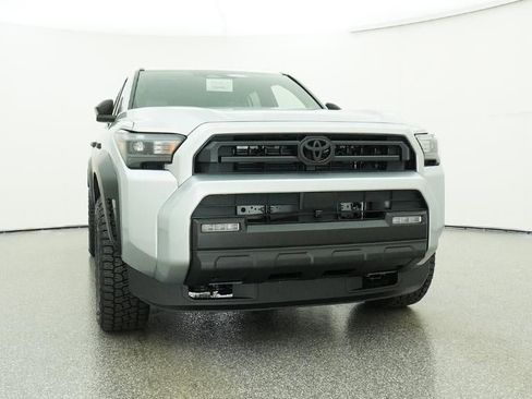 New 2026 Toyota 4Runner SR5 AWD/4WD image 30