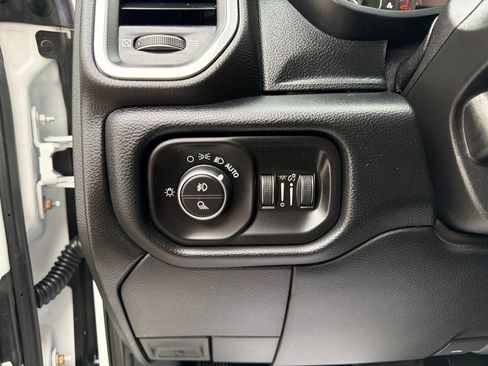 Used 2020 RAM 3500 Laramie RWD image 27