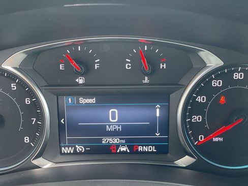 Certified 2024 Chevrolet Equinox RS FWD image 12