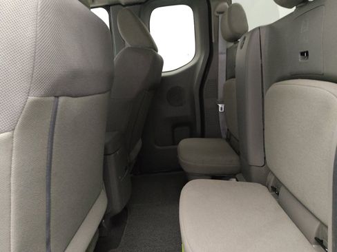 Used 2021 Nissan Frontier S image 18