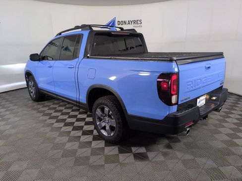 Certified 2025 Honda Ridgeline TrailSport image 4