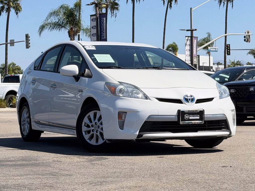 Used 2013 Toyota Prius Prime Plug-In Hybrid FWD image 2