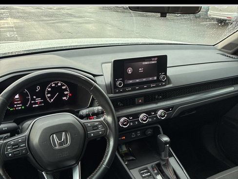 Used 2024 Honda CR-V Sport image 16