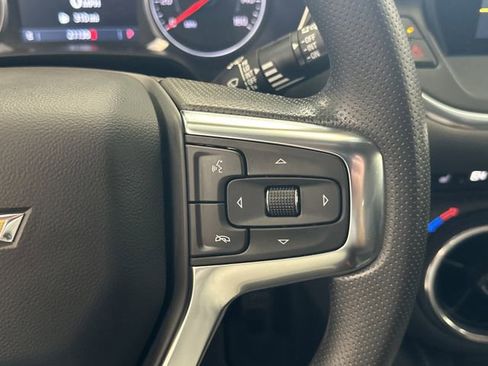 Used 2024 Chevrolet Blazer LT w/ Convenience Package FWD image 32