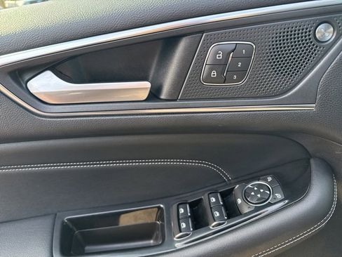 Used 2019 Ford Edge Titanium w/ Equipment Group 301A image 12