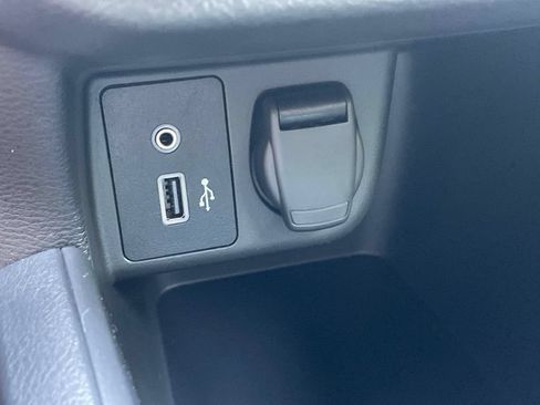 Used 2025 Nissan Versa S w/ Trunk Package FWD image 29