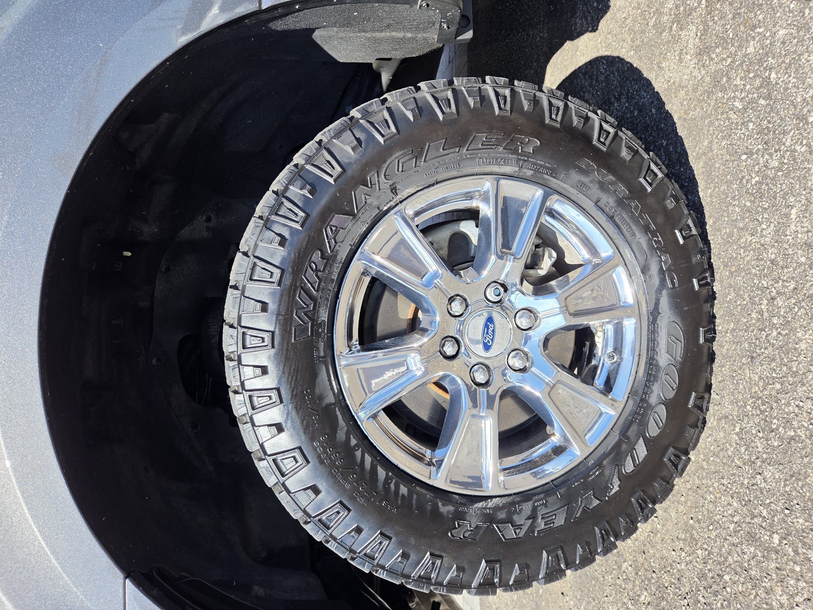 Used 2016 Ford F150 XLT w/ Equipment Group 302A Luxury AWD/4WD image 13