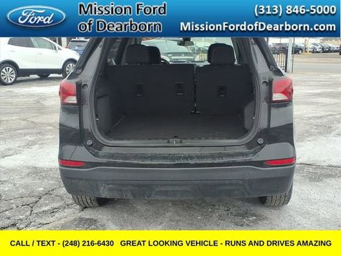 Used 2023 Chevrolet Equinox LS w/ LS Convenience Package image 8