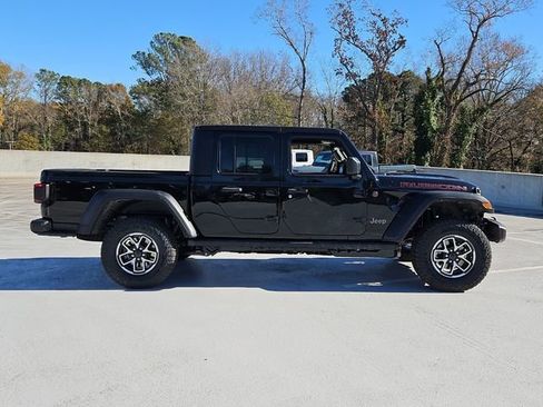 New 2026 Jeep Gladiator Rubicon w/ Steel Power Dome Hood Package AWD/4WD image 18