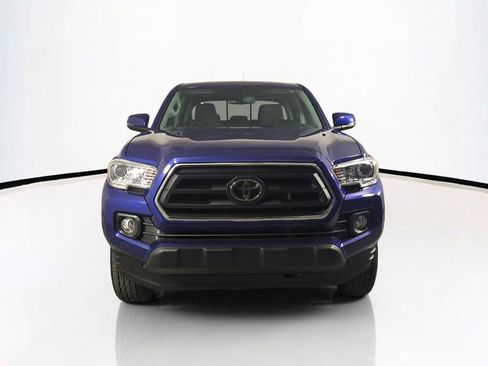 Used 2023 Toyota Tacoma SR5 w/ Technology Package AWD/4WD image 3